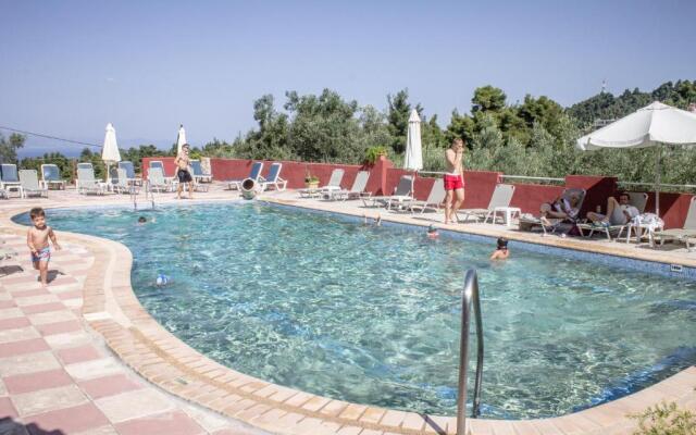 Ilios Hotel