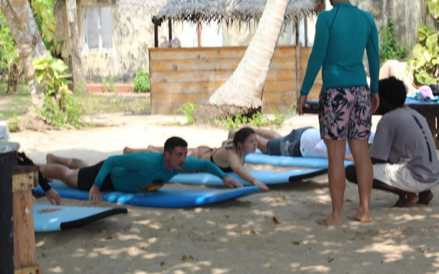 Riko surf House Hiri