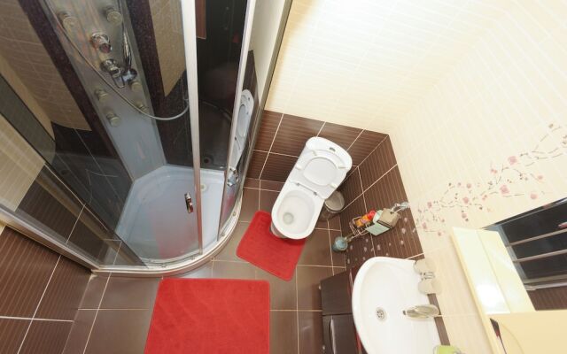 Green Wood Apartments