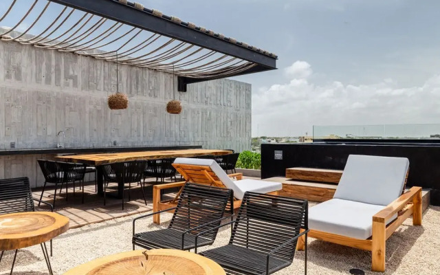 Luxury 1 Bedroom Penthouse by Iik Tulum