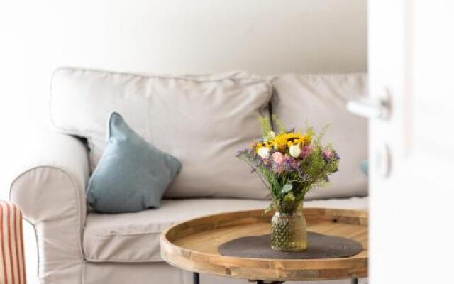 Kaept_n Gordon_ App_ 15