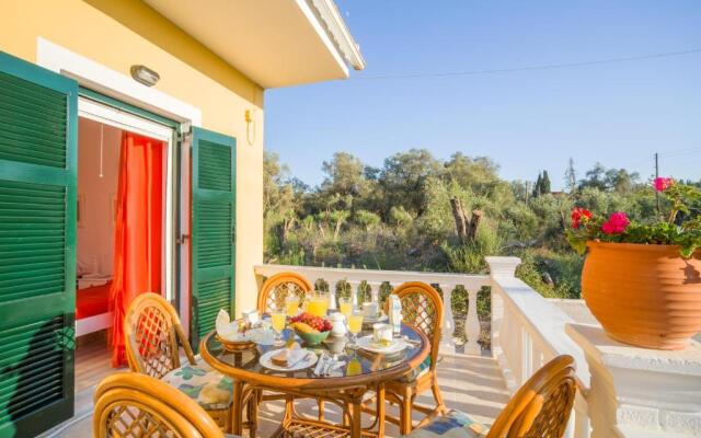 Kariá Holiday Home