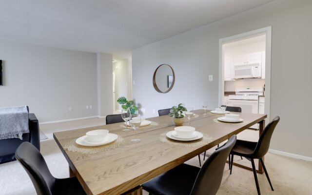 Magnificent Condo Crystal City With Gym