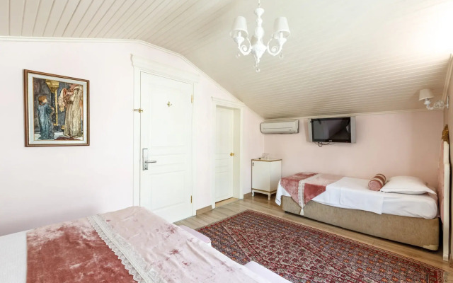 Romantic Hotel Istanbul
