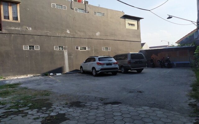 OYO 2654 Yulia Guesthouse Near Kopi Bajawa Flores NTT Tebet