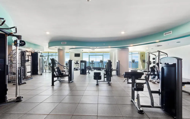 Turquoise Place 1807 D