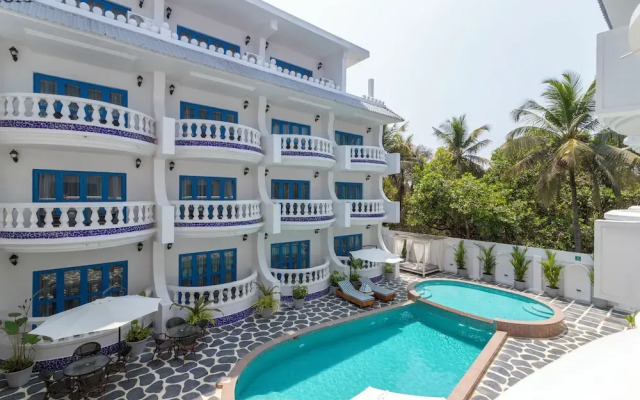 Azalea By Stone Wood Carmona