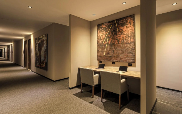Kharma Suites