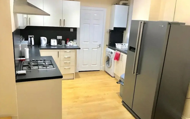 5 Bedroom House For Large Group