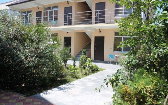 Alina Guest House