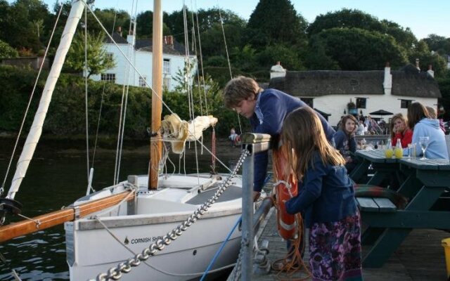 Waterside Holiday Cottages