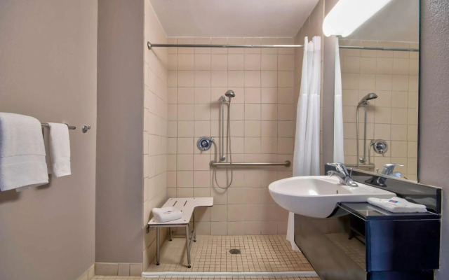 Motel 6 Albuquerque, NM - Midtown