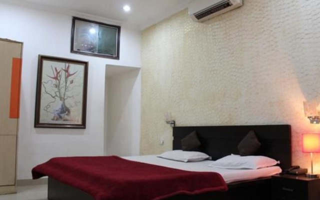 Hotel Amit Regency