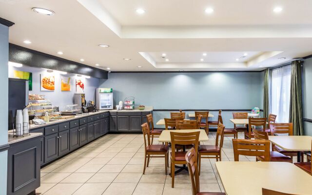 Holiday Inn Spartanburg Northwest by IHG