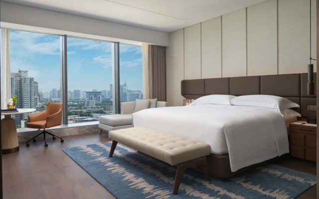 Intercontinental Zhengzhou by IHG