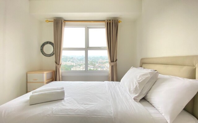 Comfy & Bright 1Br Apartment At Parahyangan Residence