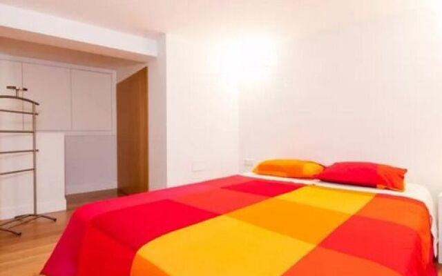 Holi-Rent Descalzos D