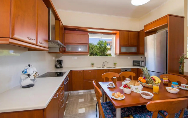 Vrahokipos Home