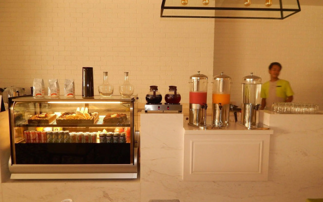 MaxOne Signature Glodok Jakarta