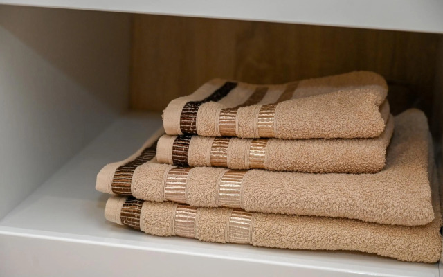 The White Horse Apartment 1