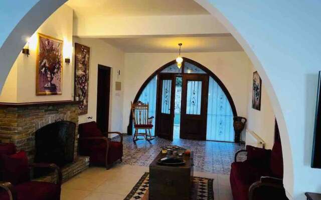 "villa She Ruz "