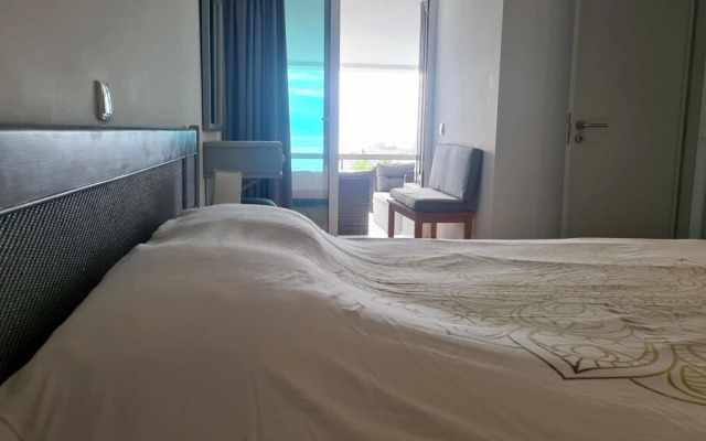 Beach Lovers Apartment 26