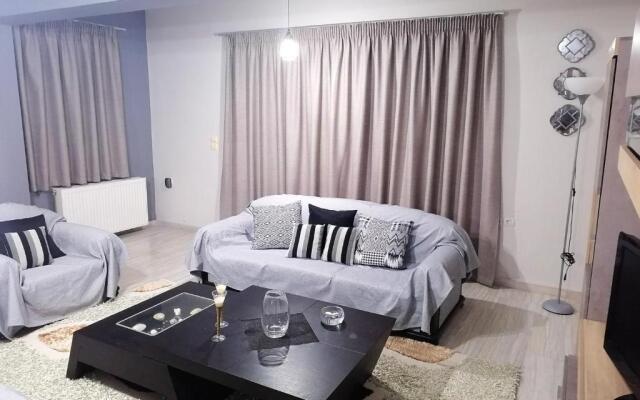 3 bedrooms house with enclosed garden and wifi at Πηγιανος Κάμπος 1 km away from the beach