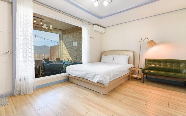 Ganghwa Ecopension&Glamping