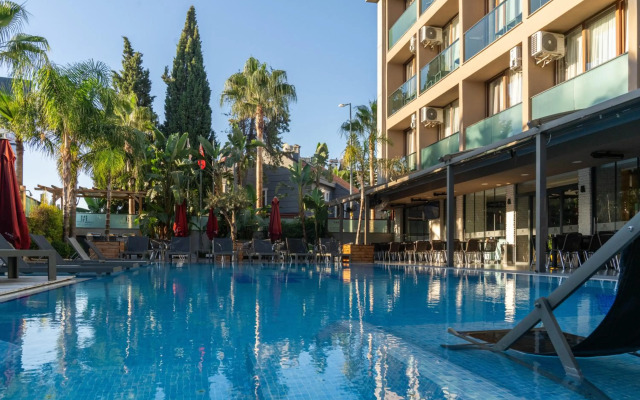 Laren Family Hotel & Spa -  Boutique Hotel