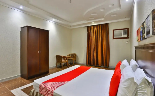 OYO 215 Wassan International Hotel