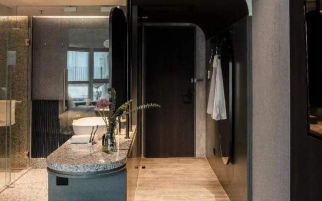 Hillwood House Hotel