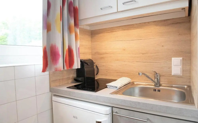 Barry Memle Lake Side Resort