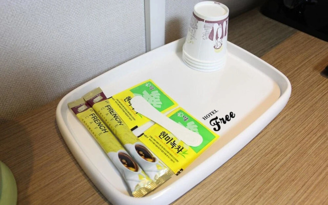 Yeongdeungpo Free Hotel