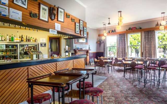 Karamea Village Hotel