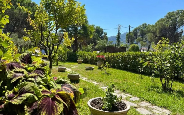 Stylish Maisonette With 3 Bedrooms in Vourvourou, Greece