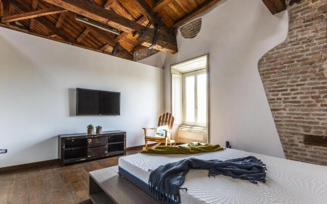 Suite 96 - Smart Holiday