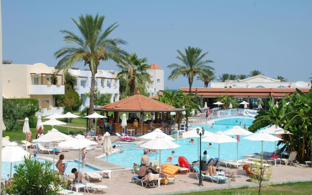 Zorbas Beach