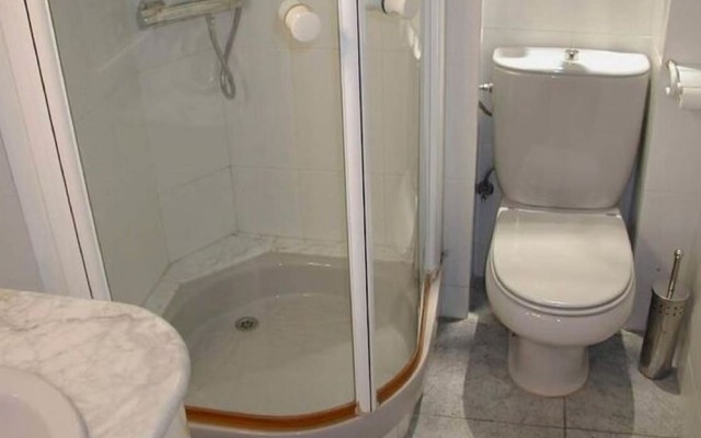 Cozy Apartment in Sant Vicenç de Montalt With Swimming Pool