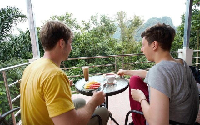 Coco Khao Sok Hostel