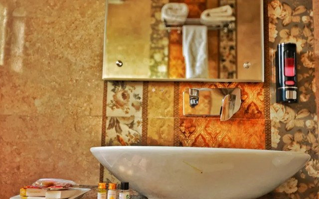 Hotel The Montreal Srinagar