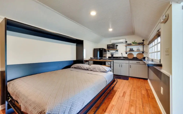 St Augustine Studio: Patio, Swing + 3 Mi to Beach