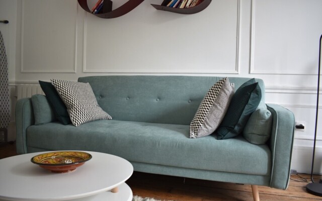 Flat on Quai de Valmy