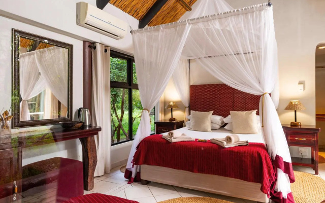 Leopard Walk Lodge