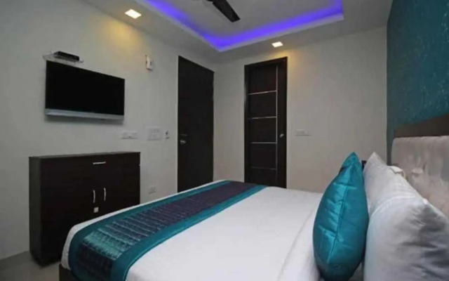 OYO 91616 Hotel Tourist Plaza