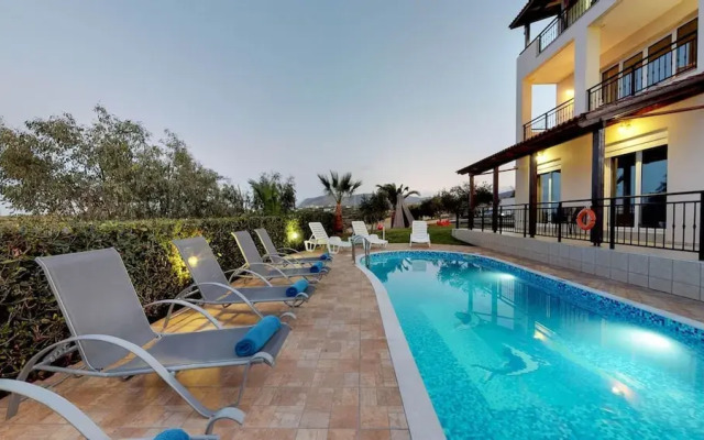 Villa Angelika Two-storey House With Pool for 7
