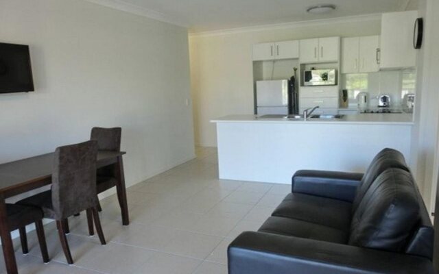 Brisbane Valley Tavern Apartments