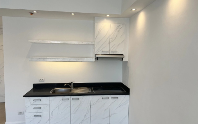 La Mirada Residences