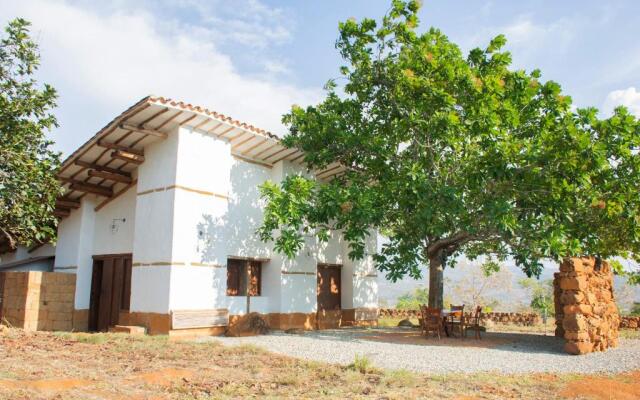 Amplia Cabaña Campestre a 10 min de Barichara