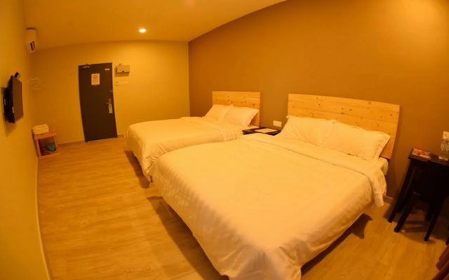 Sg. Paka Hotel