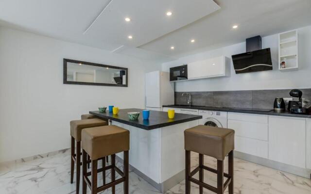 KIKILOUE 90m2 sur la Croisette avec terrasse & vue de rêve